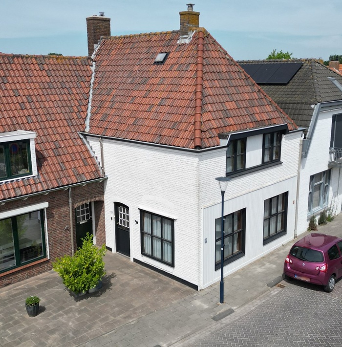bescheidengevelmetlegioruimteenmogelijkheden001.jpg