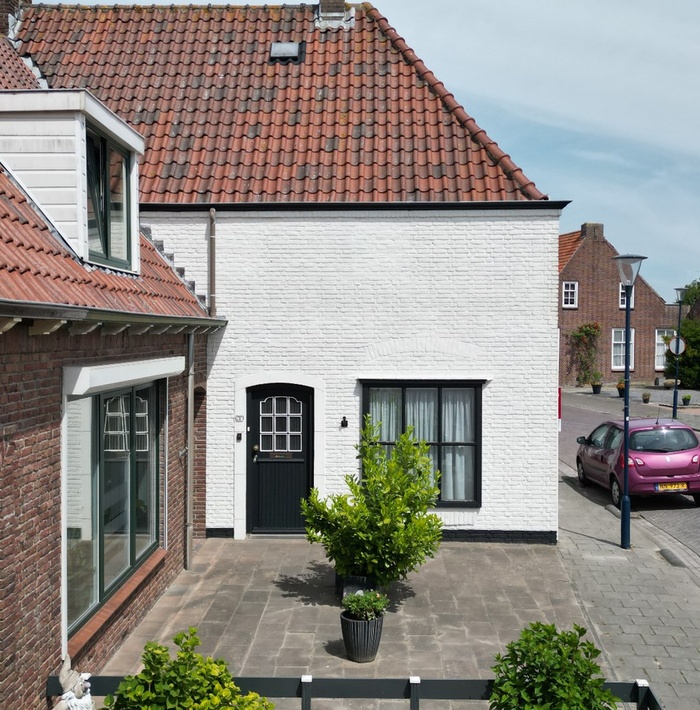 bescheidengevelmetlegioruimteenmogelijkheden003.jpg