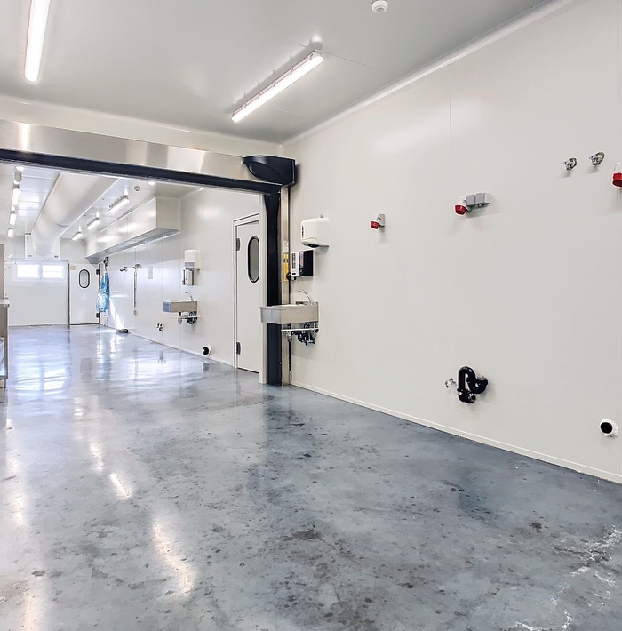 goeduitgerusteloodsopbedrijventerreininsluisnieuwstraat66c010.jpg