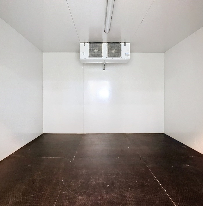 goeduitgerusteloodsopbedrijventerreininsluisnieuwstraat66c012.jpg