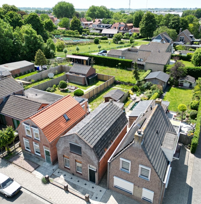 karaktervollewoningmetzonnigetuin005.jpg