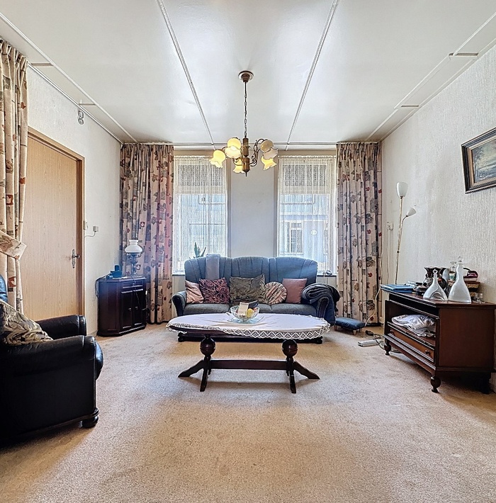 karaktervollewoningmetzonnigetuin008.jpg