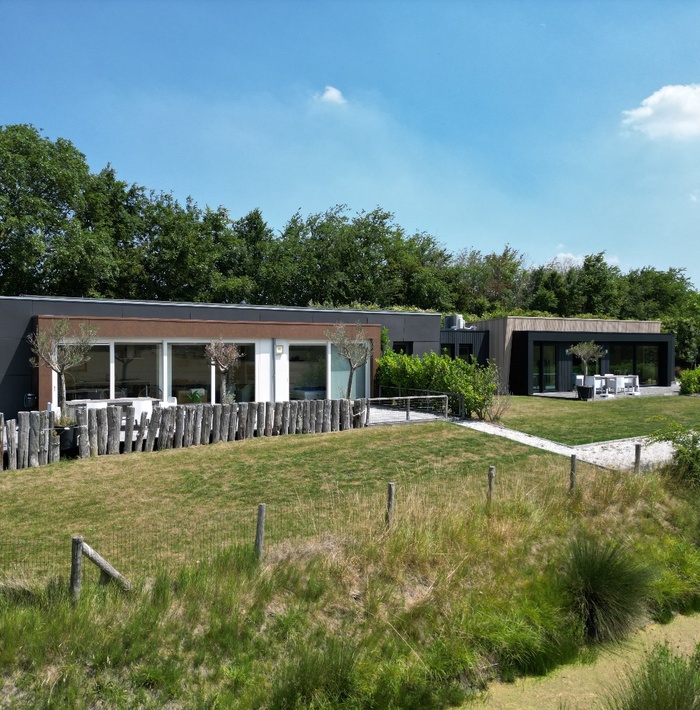 exclusiefdijkhuismeteigenguesthouse002.jpg