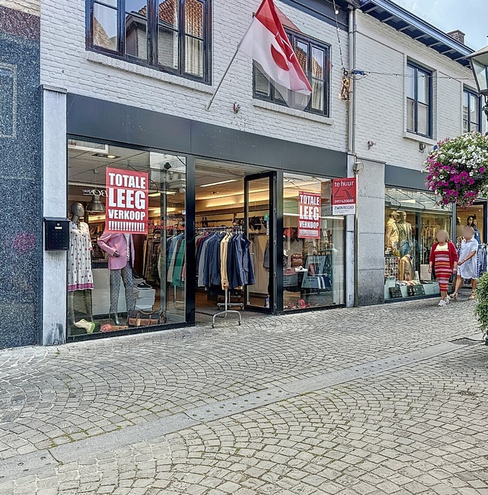 tehuurwinkelpandmetbovenwoning002.jpg