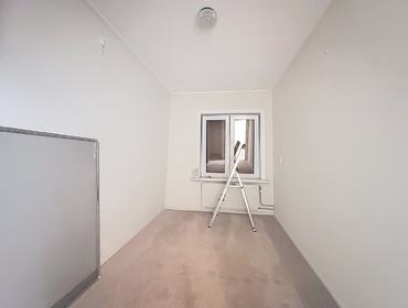 Commercial space and residential property in a prime location Commercial space and residential property in a prime location