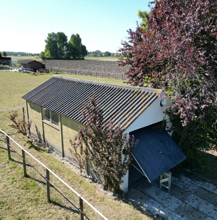 bungalowmetapartegarageenschuurtjeopeenbetoverendperceel.012.jpg