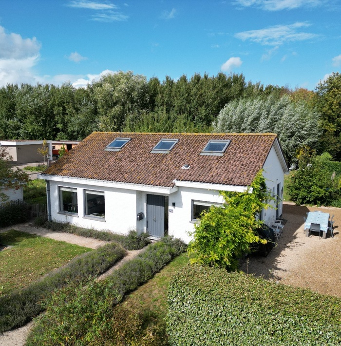 strandinjeachtertuinwonenoptoplocatieinbreskens002.jpg