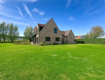 Une vie spacieuse et moderne au milieu des polders