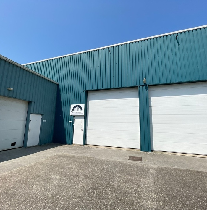 royaleloodsaanderondwegvansluis003.jpg royaleloodsaanderondwegvansluis003.jpg