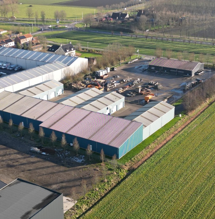 royaleloodsaanderondwegvansluis011.jpg royaleloodsaanderondwegvansluis011.jpg