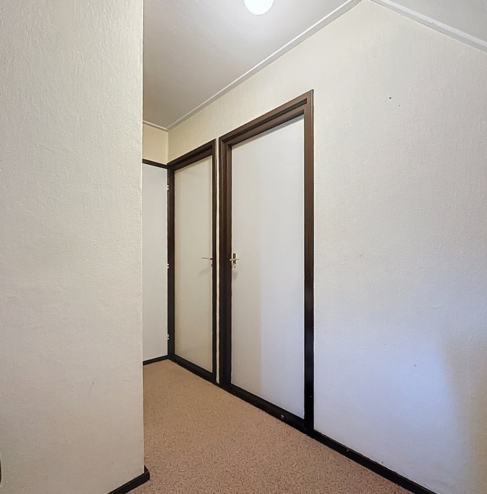 recentemansardemetgarage015.jpg recentemansardemetgarage015.jpg