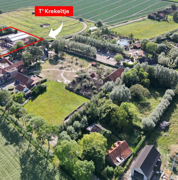 hetfamilieparadijsaandevaleiskreek002.jpg hetfamilieparadijsaandevaleiskreek002.jpg