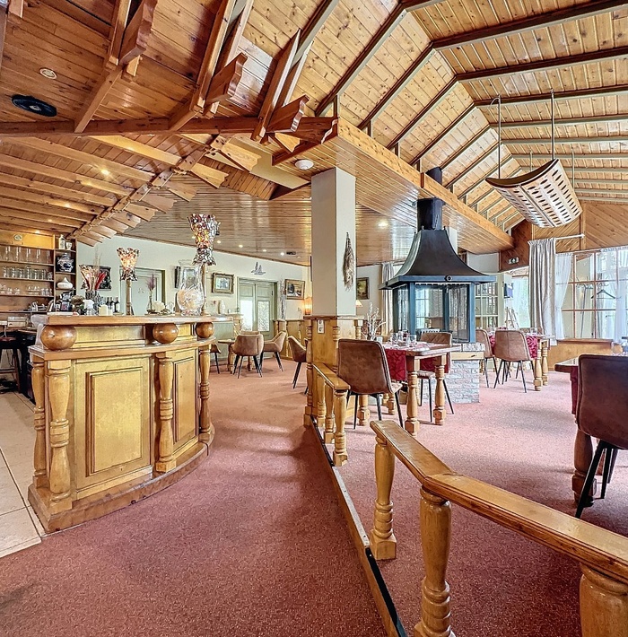 hetfamilieparadijsaandevaleiskreek018.jpg hetfamilieparadijsaandevaleiskreek018.jpg