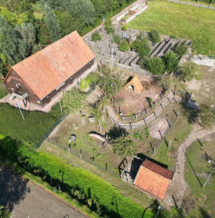 hetfamilieparadijsaandevaleiskreek034.jpg hetfamilieparadijsaandevaleiskreek034.jpg