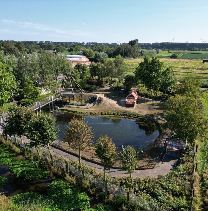 hetfamilieparadijsaandevaleiskreek037.jpg hetfamilieparadijsaandevaleiskreek037.jpg