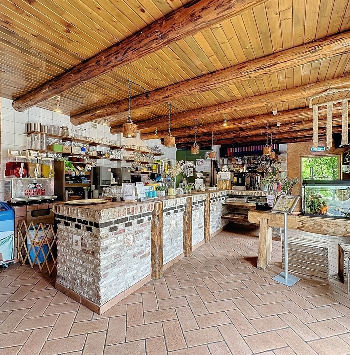 hetfamilieparadijsaandevaleiskreek040.jpg hetfamilieparadijsaandevaleiskreek040.jpg