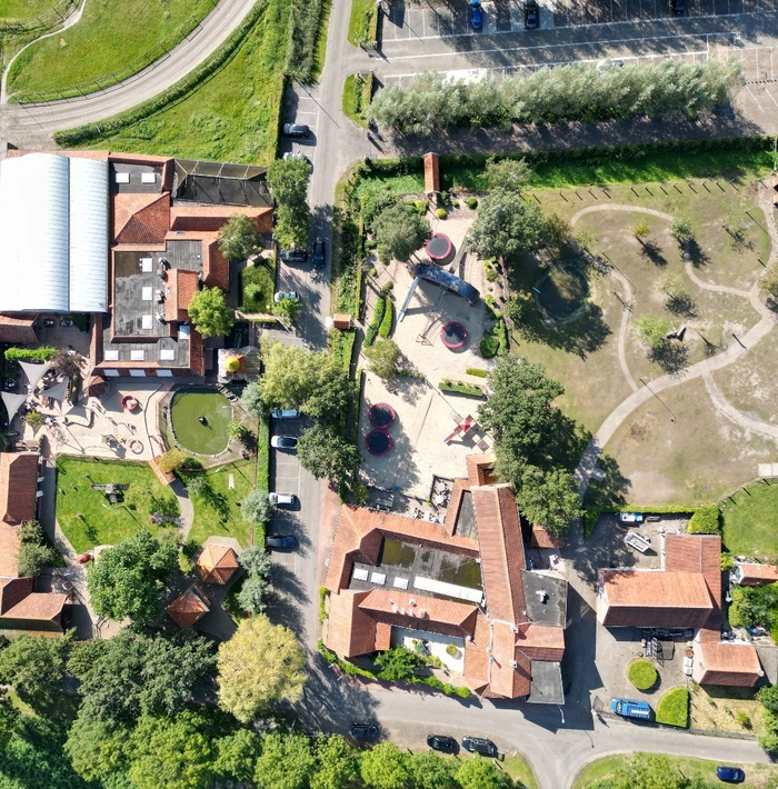 hetfamilieparadijsaandevaleiskreek048.jpg hetfamilieparadijsaandevaleiskreek048.jpg