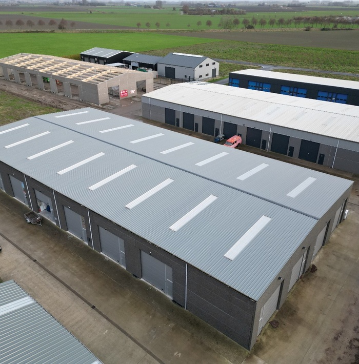 praktischebedrijfsloodsmetdubbelepoorttekoop003.jpg praktischebedrijfsloodsmetdubbelepoorttekoop003.jpg