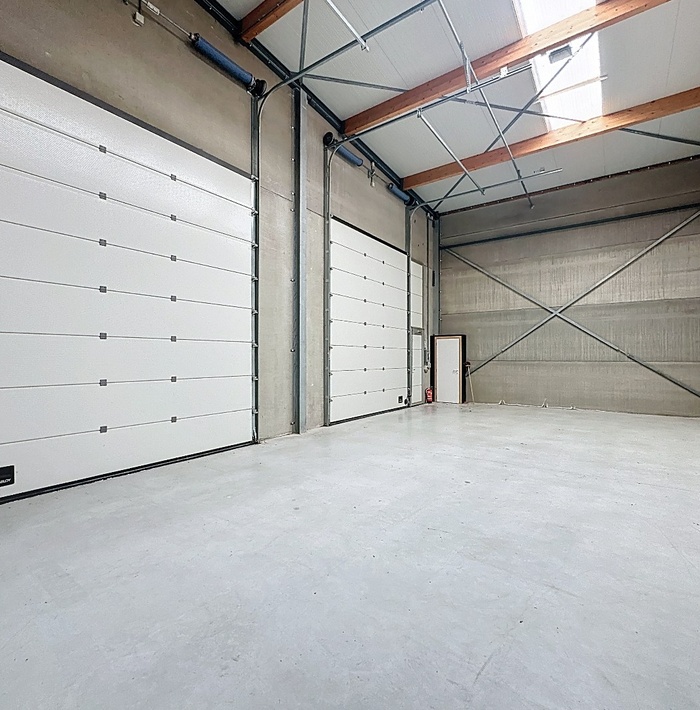 praktischebedrijfsloodsmetdubbelepoorttekoop004.jpg praktischebedrijfsloodsmetdubbelepoorttekoop004.jpg