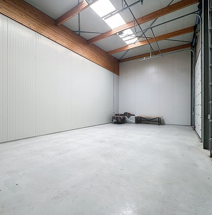 praktischebedrijfsloodsmetdubbelepoorttehuur008.jpg praktischebedrijfsloodsmetdubbelepoorttehuur008.jpg