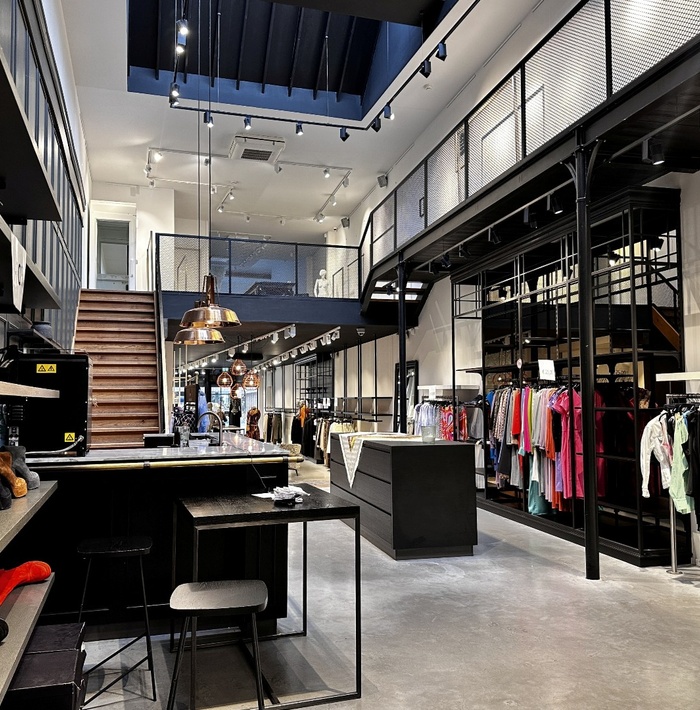 tehuurhoogwaardigewinkelruimtekapellestraat26sluis006.jpg tehuurhoogwaardigewinkelruimtekapellestraat26sluis006.jpg