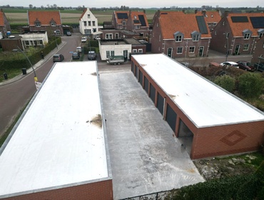 Garagebox aan de Mortierstraat te IJzendijke Garagebox aan de Mortierstraat te IJzendijke