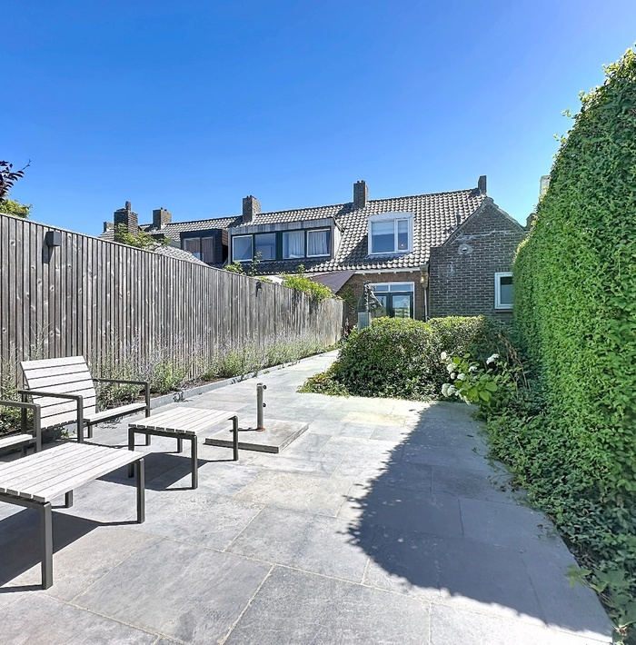 karaktervollehoekwoningmetzonnigetuinnabijhetstrand023.jpg karaktervollehoekwoningmetzonnigetuinnabijhetstrand023.jpg