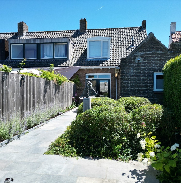 karaktervollehoekwoningmetzonnigetuinnabijhetstrand024.jpg karaktervollehoekwoningmetzonnigetuinnabijhetstrand024.jpg