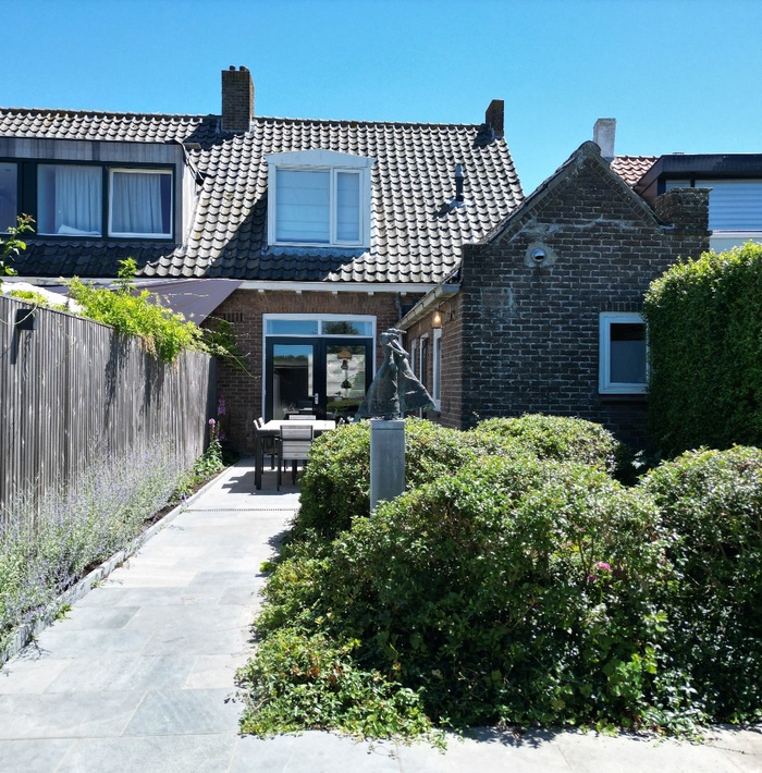 karaktervollehoekwoningmetzonnigetuinnabijhetstrand025.jpg karaktervollehoekwoningmetzonnigetuinnabijhetstrand025.jpg