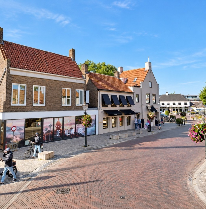 winkelpandmetbredeetalageenwoonmogelijkheden002.jpg