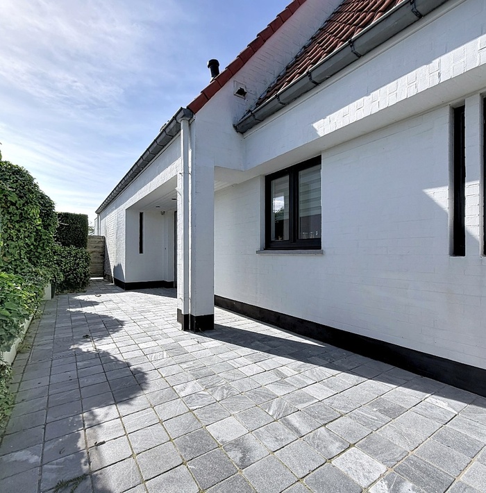 royaalenlichtrijkwonenopdegrens006.jpg royaalenlichtrijkwonenopdegrens006.jpg